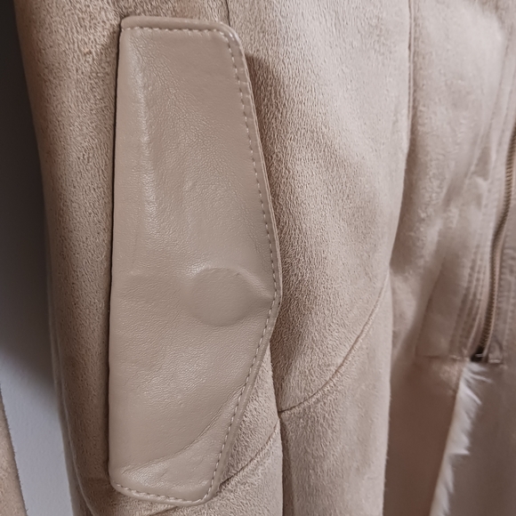 Cozy Tan Teddy Jacket for Women - Picture 4 of 6